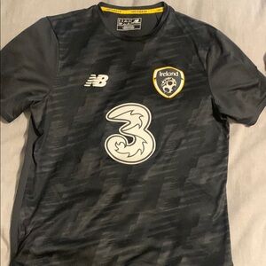 New Balance Black Jersey with Camouflage Pattern